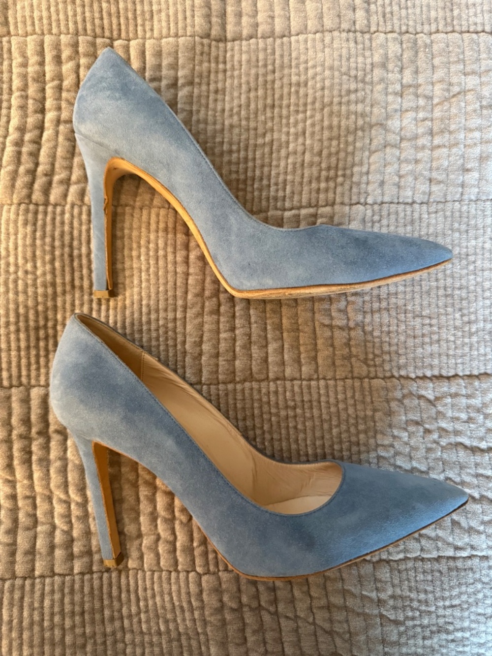 Manolo Blahnik Heel - Picture 2 of 4